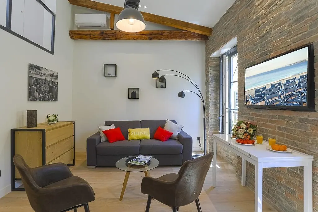 My Casa - 4 Place Massena - Duplex Nice 0*,  France